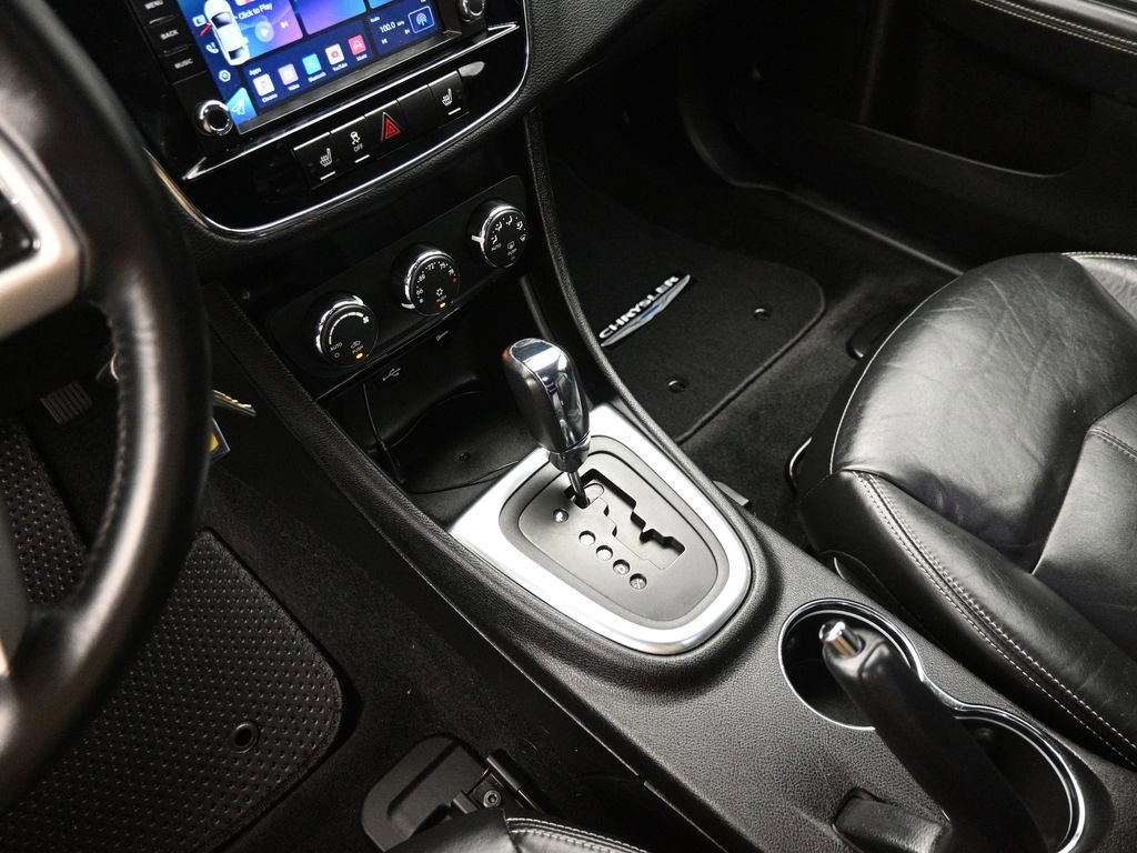 Used 2014 Chrysler 200 Limited image 20