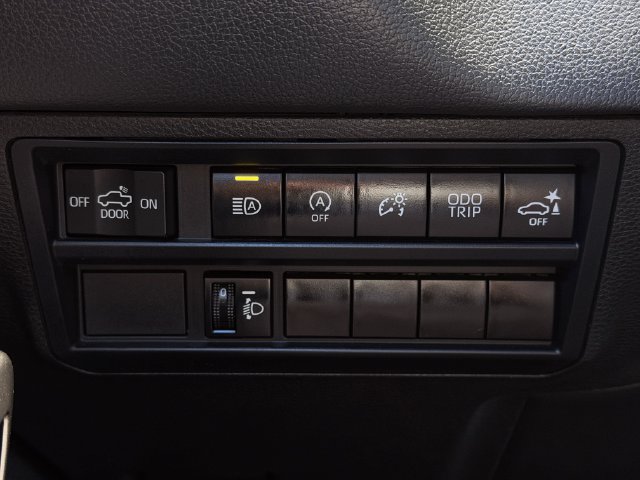 Used 2022 Toyota Tundra Limited RWD image 21