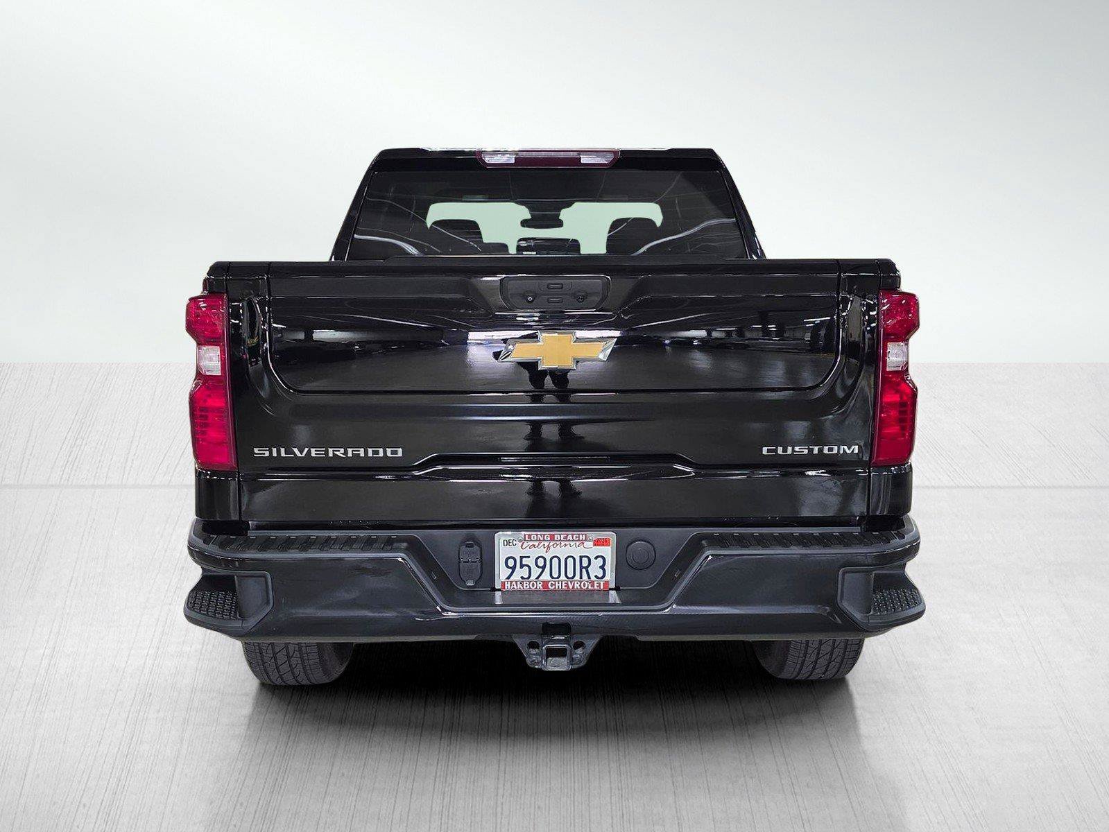 Used 2023 Chevrolet Silverado 1500 Custom AWD/4WD image 6
