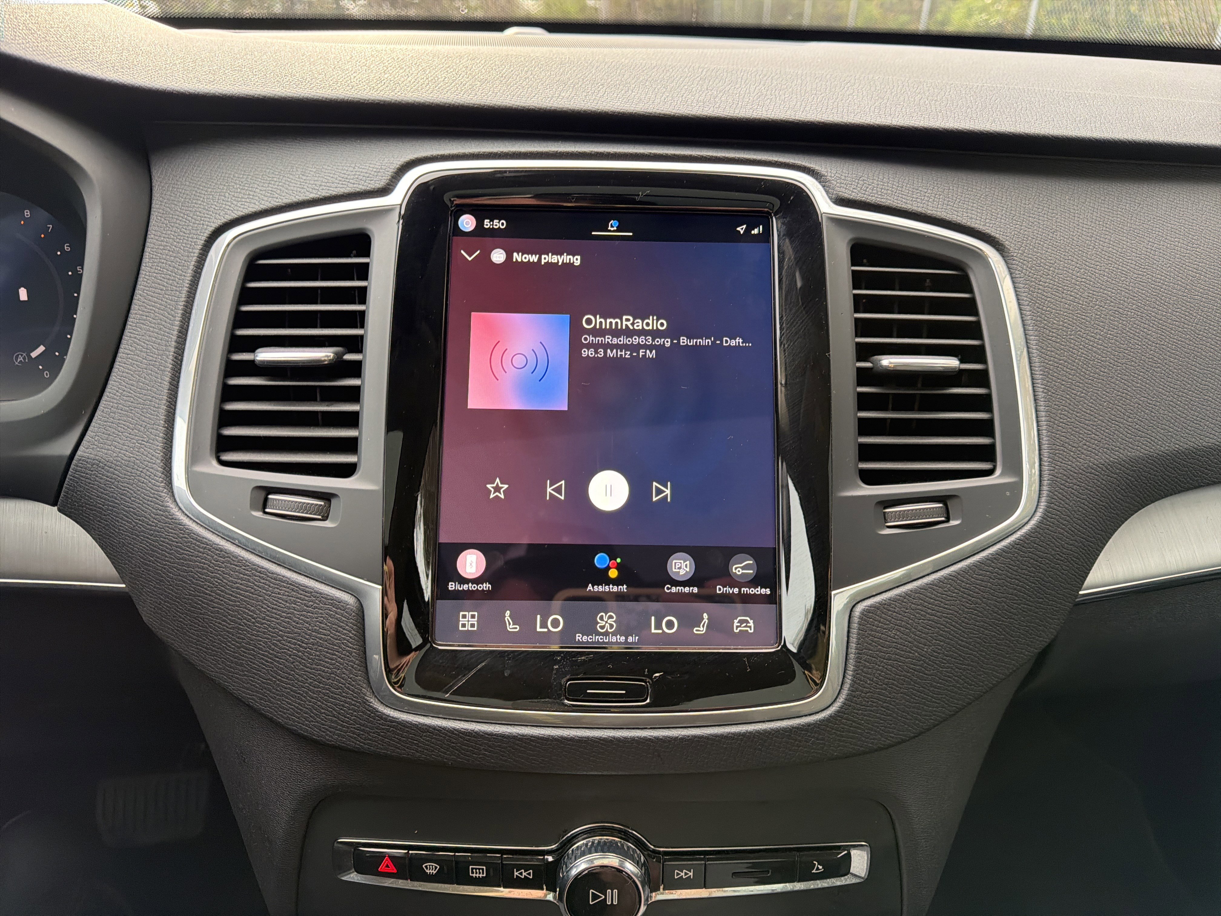 Certified 2025 Volvo XC90 B5 Core image 23