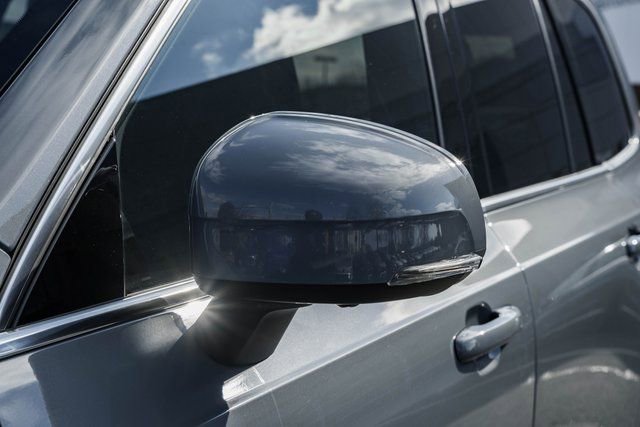 Used 2022 Volvo XC90 T5 Momentum w/ Advanced Package image 16