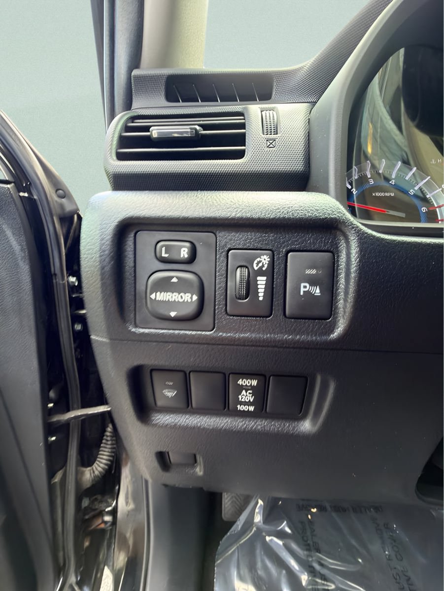 Used 2017 Toyota 4Runner Limited AWD/4WD image 14