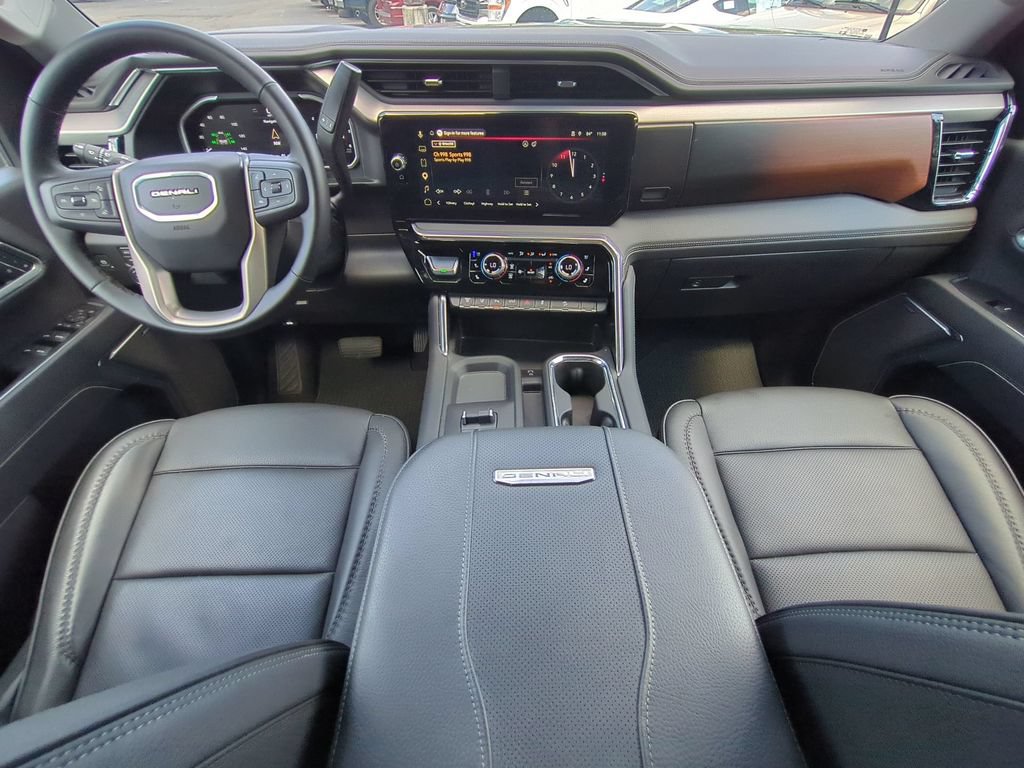 Used 2026 GMC Sierra 2500 Denali w/ Technology Package AWD/4WD image 18