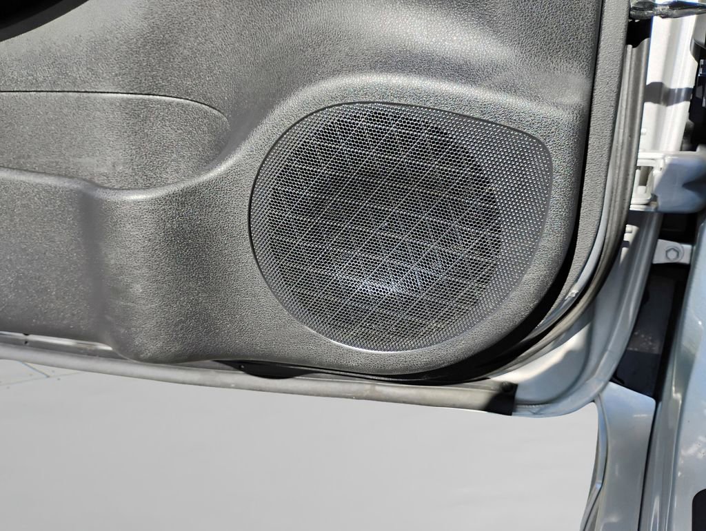 Used 2018 Nissan Leaf S w/ S Charge Package image 32