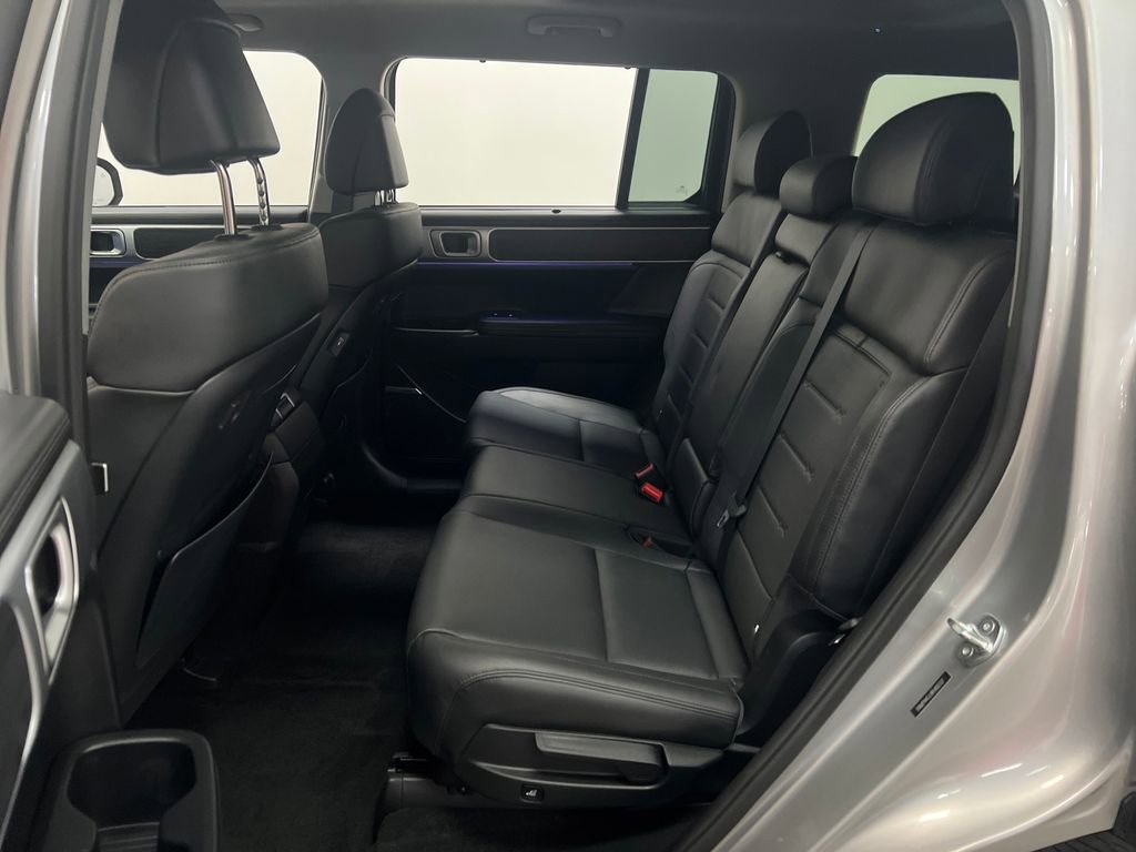 Used 2024 Hyundai Santa Fe Limited image 27