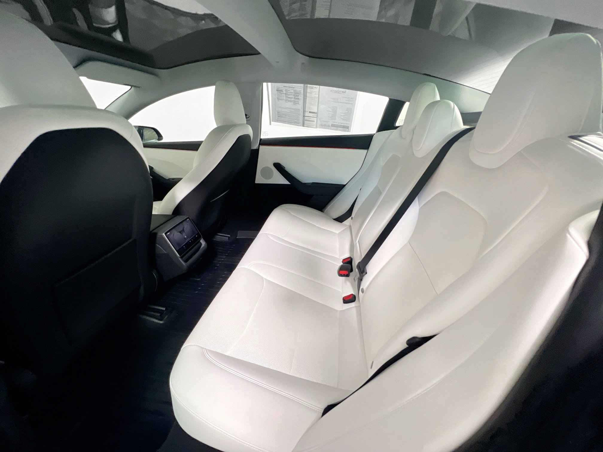 Used 2024 Tesla Model 3 Long Range image 28