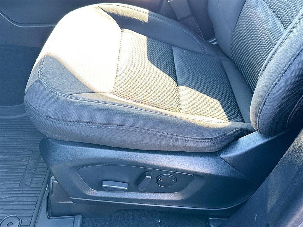 Used 2022 Ford Explorer XLT image 9