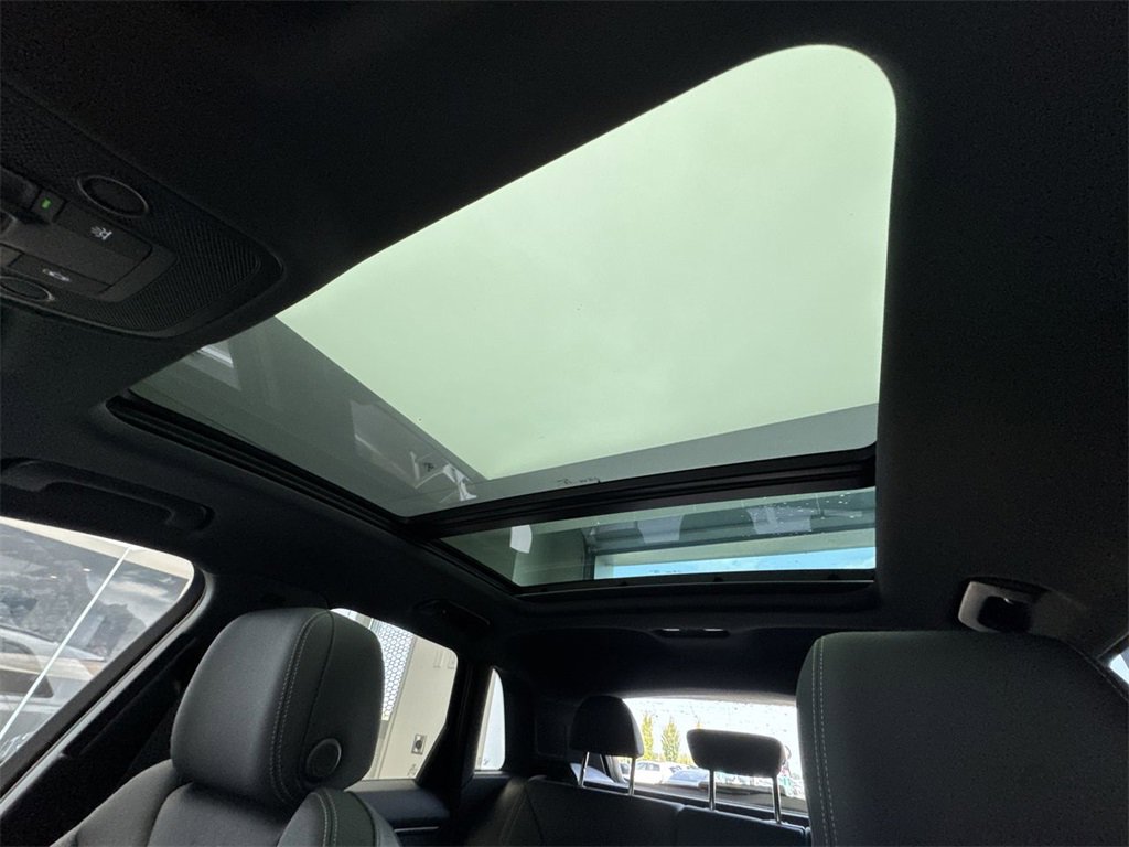 New 2025 Audi Q3 2.0T Premium image 18