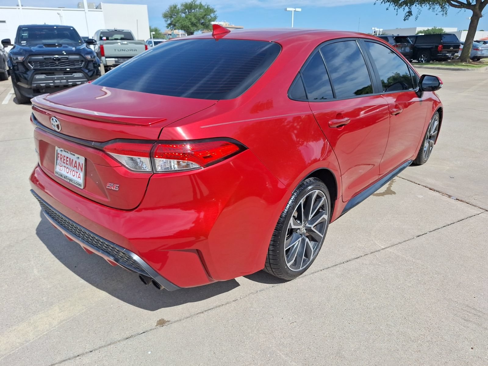 Used 2021 Toyota Corolla SE FWD image 6