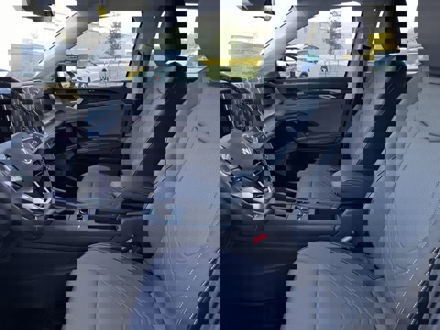 New 2025 Volkswagen Tiguan SE image 14