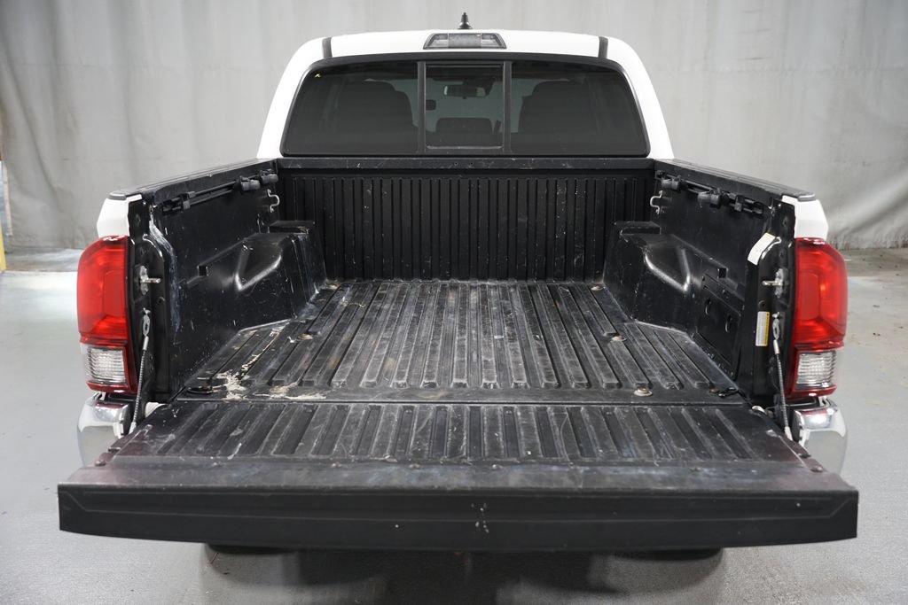 Certified 2023 Toyota Tacoma SR5 RWD image 31