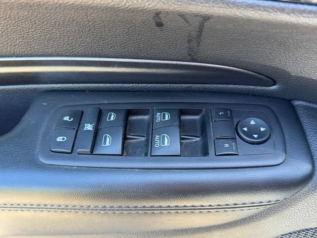 Certified 2024 Dodge Durango SXT w/ 3rd Row Seating Group AWD/4WD image 9