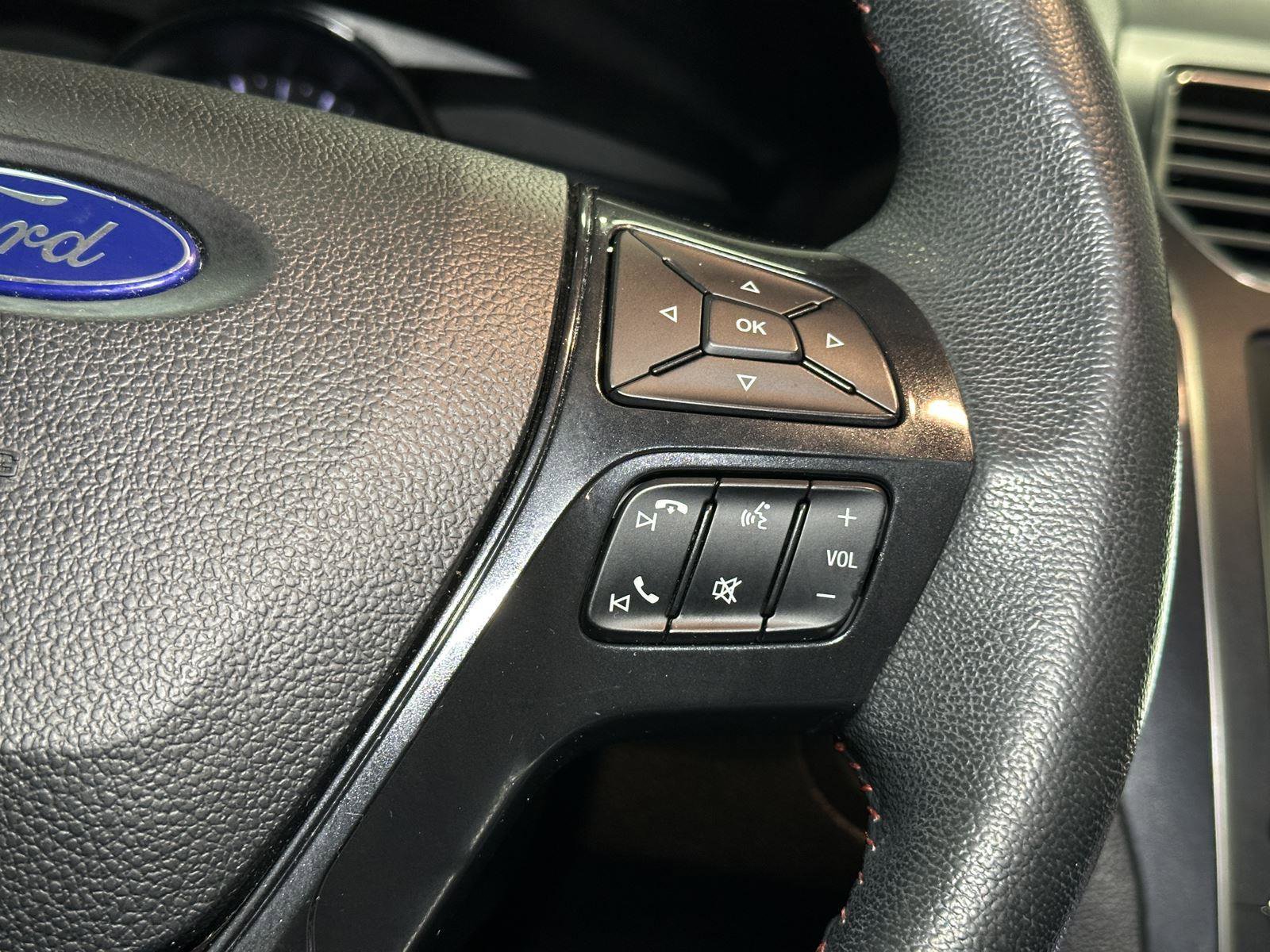 Used 2018 Ford Explorer Sport image 26