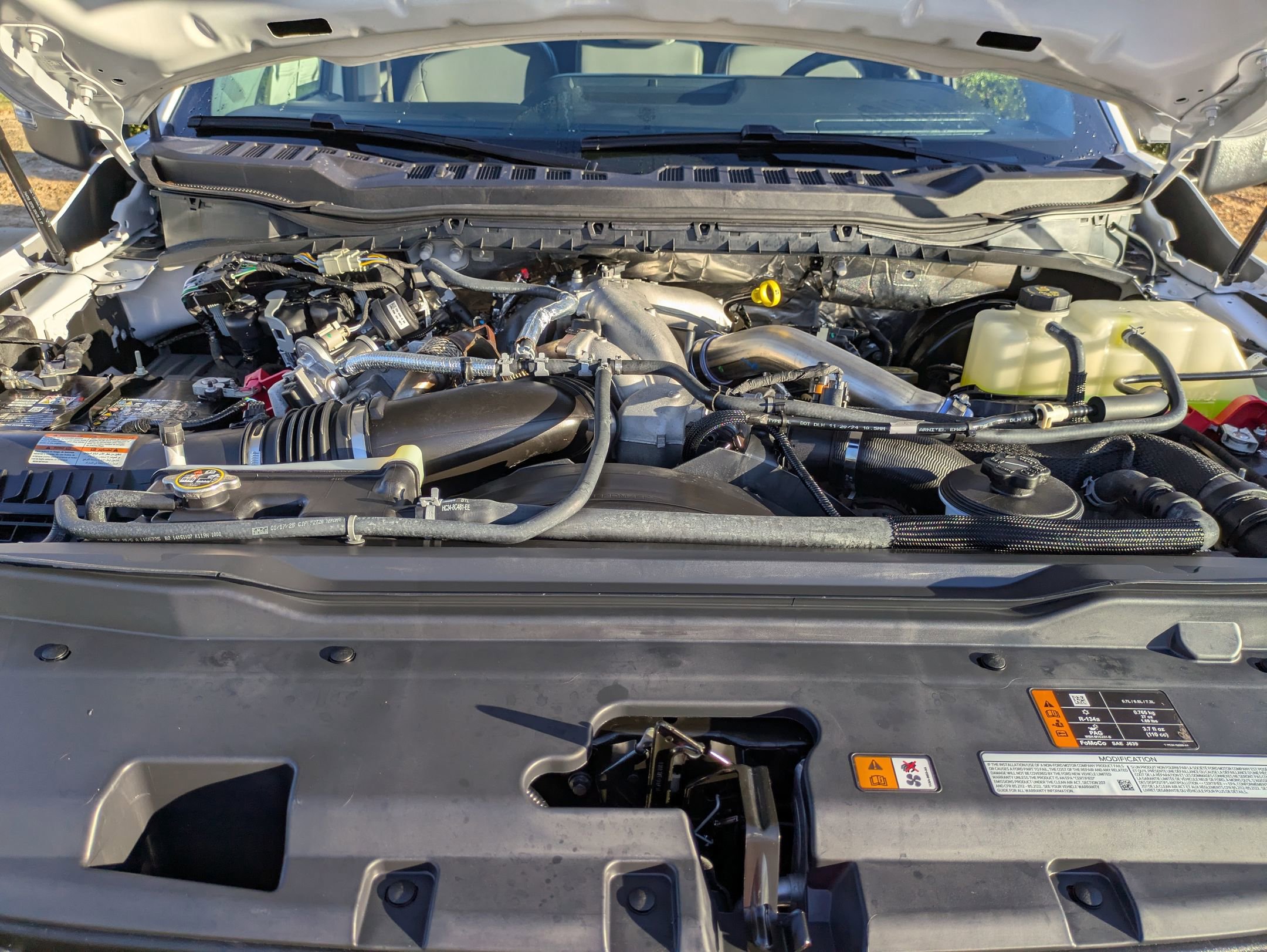 Certified 2025 Ford F250 XLT w/ F-250 >10K GVWR Package image 34