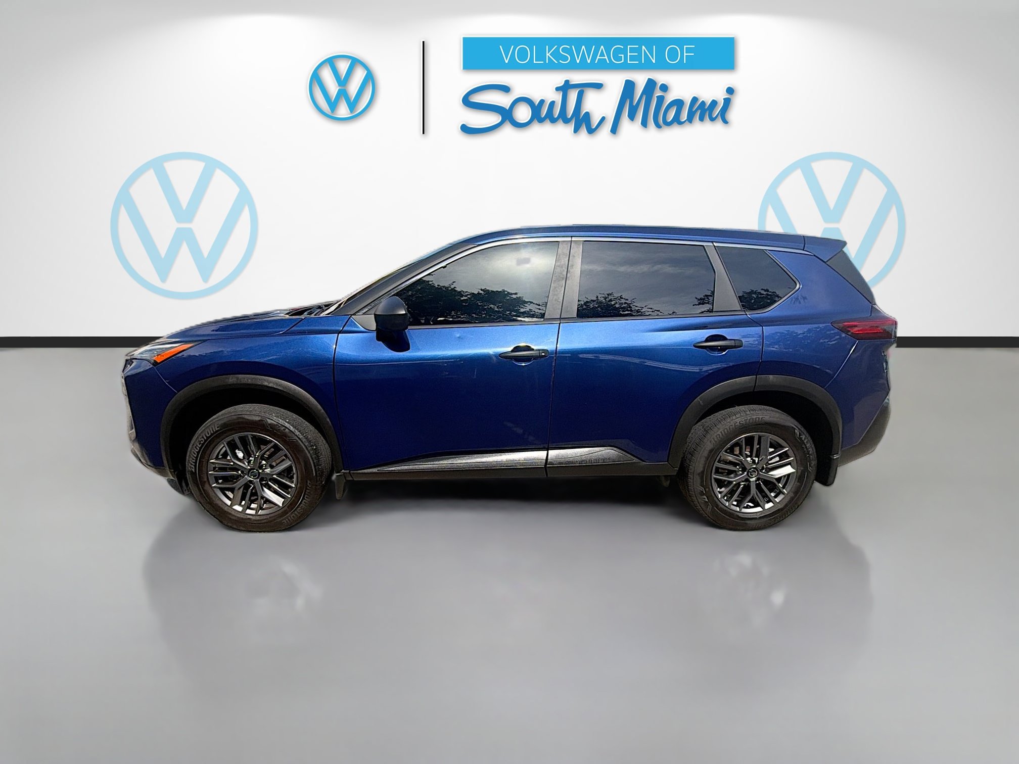 Used 2021 Nissan Rogue S FWD image 4