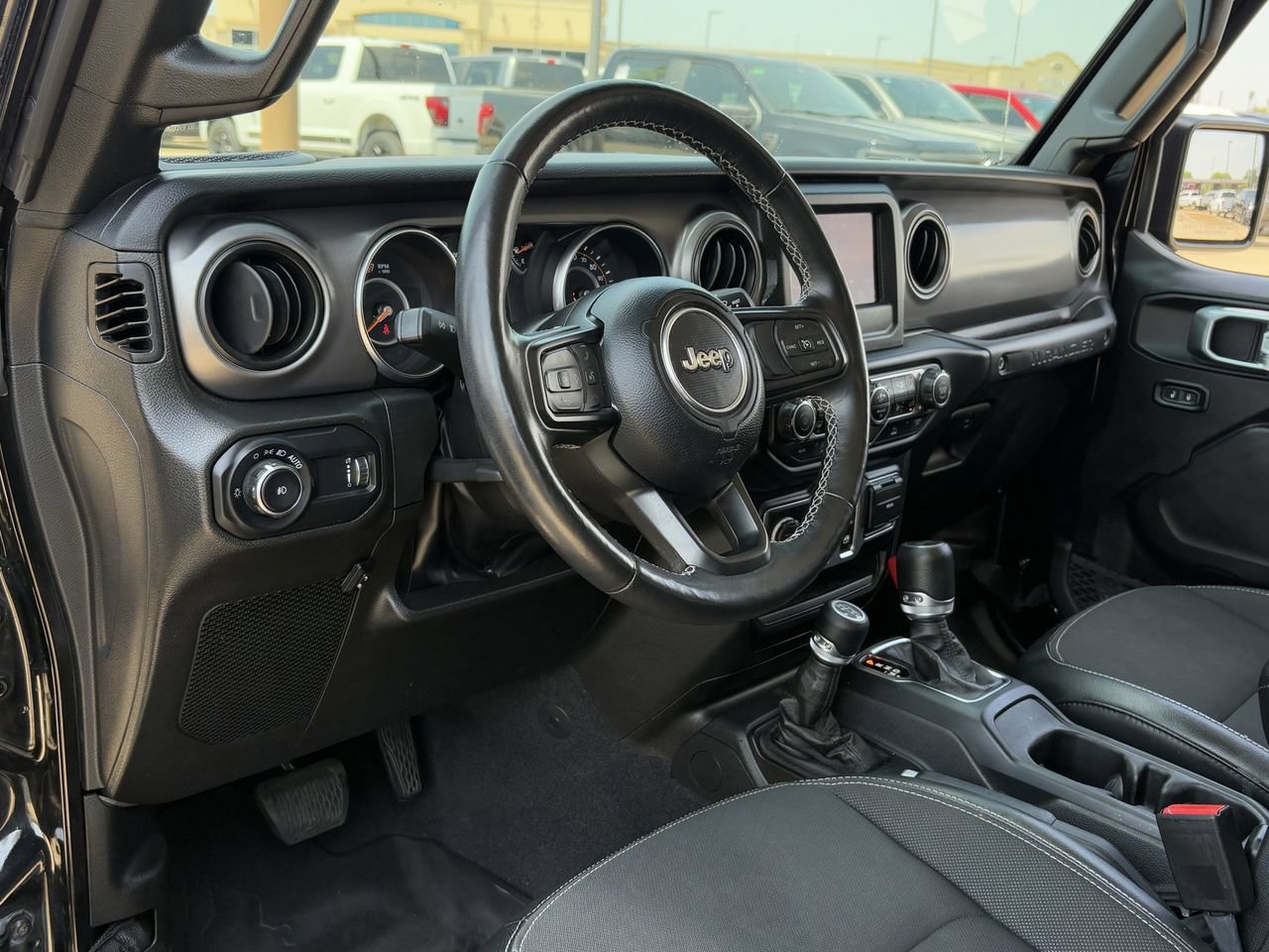 Used 2023 Jeep Wrangler Sport AWD/4WD image 12