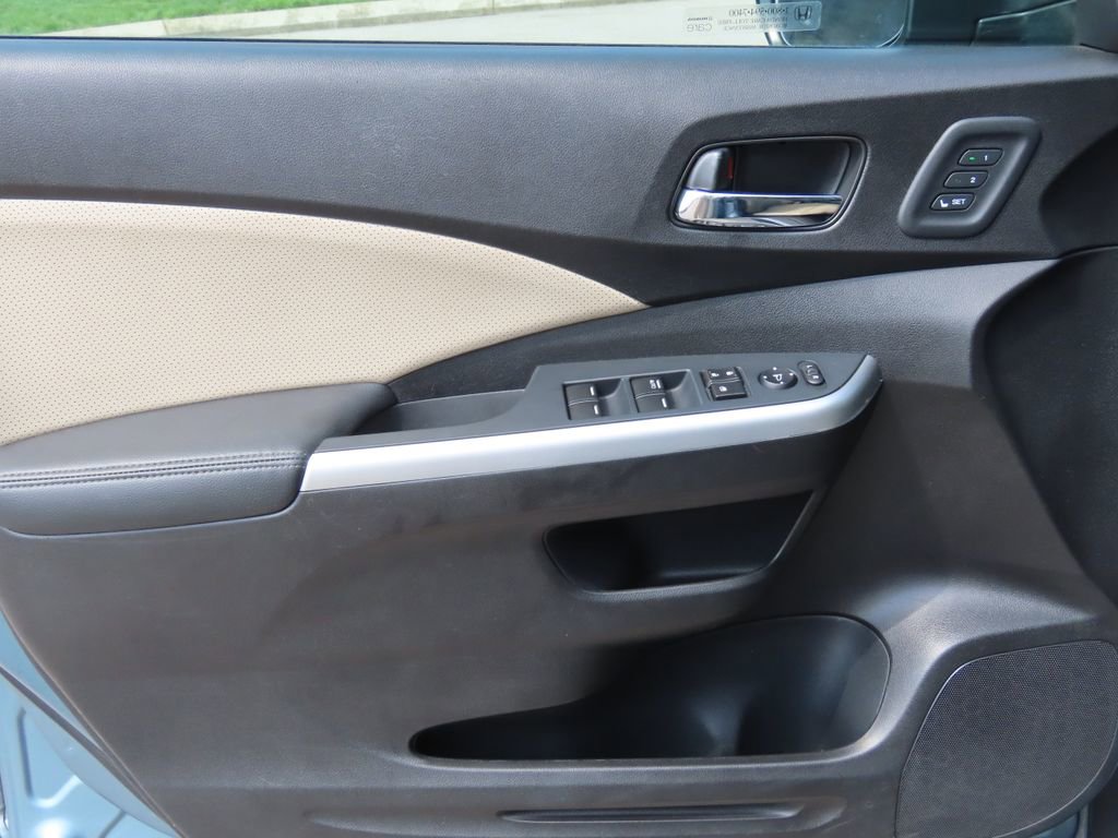 Used 2016 Honda CR-V Touring image 18