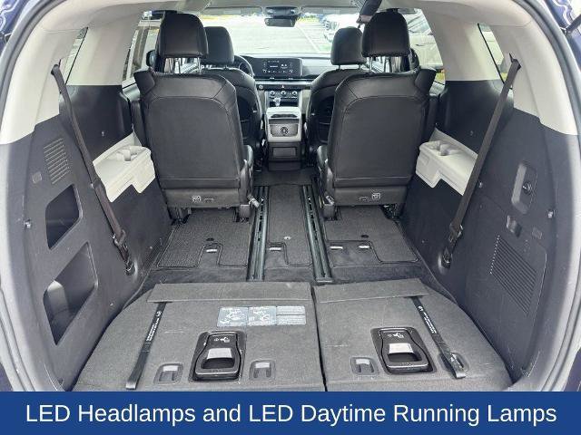 Used 2024 Kia Carnival LX FWD image 9