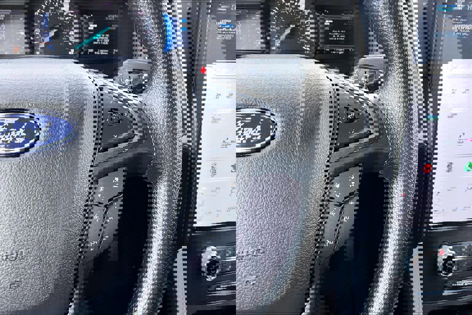 Used 2024 Ford Edge SEL image 24