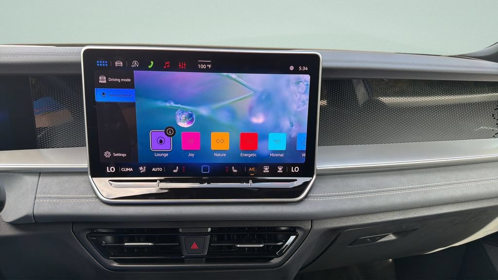 New 2026 Volkswagen Tiguan SE R-Line AWD/4WD image 18