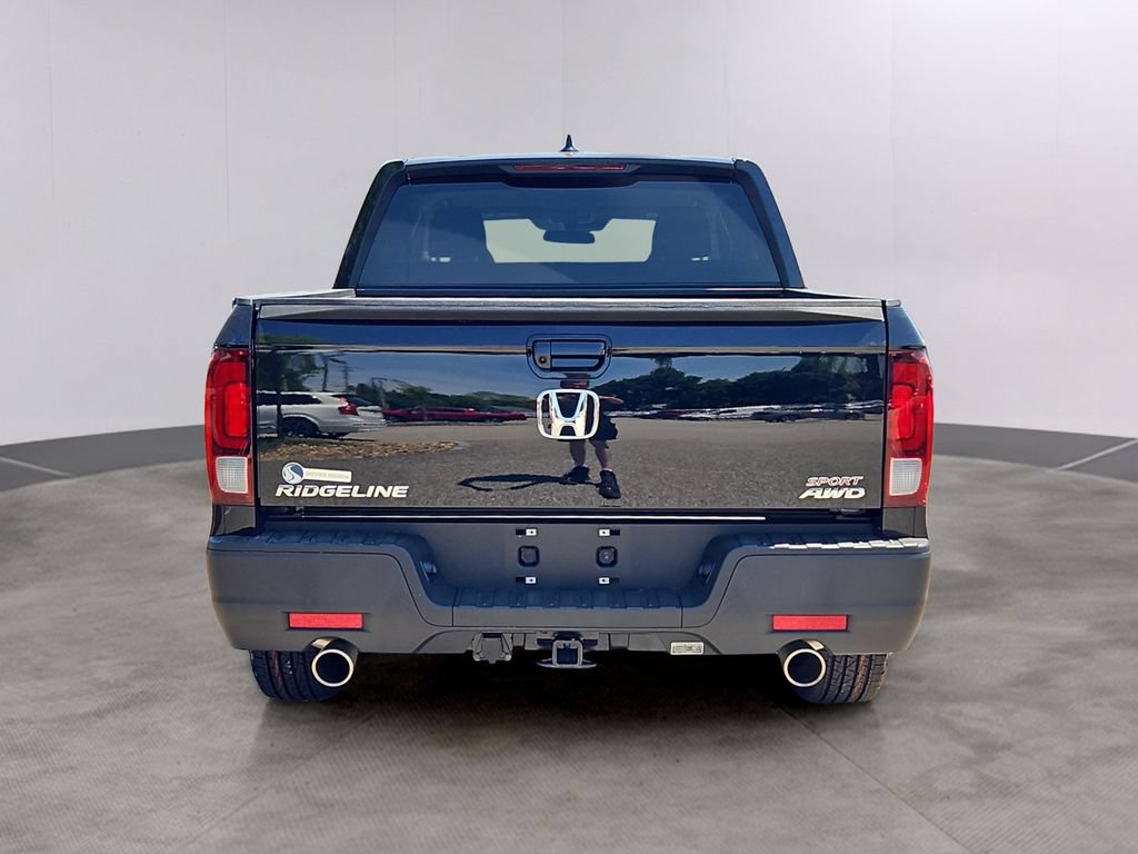 Certified 2023 Honda Ridgeline Sport image 5