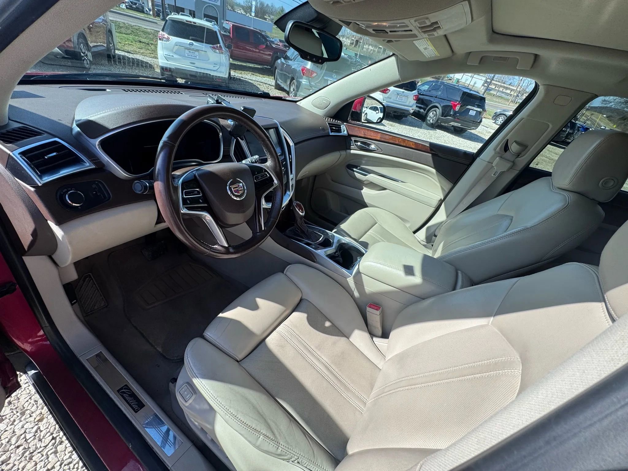 Used 2014 Cadillac SRX Luxury w/ Driver Awareness Package image 13