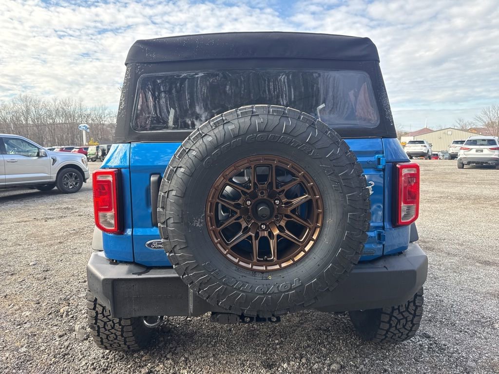 New 2025 Ford Bronco 4-Door image 8