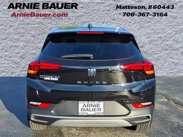 Used 2024 Buick Encore GX Preferred AWD/4WD image 10