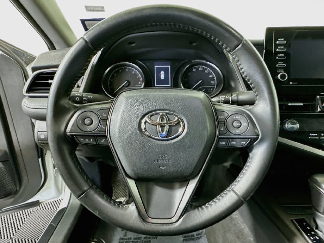 Used 2023 Toyota Camry SE FWD image 13