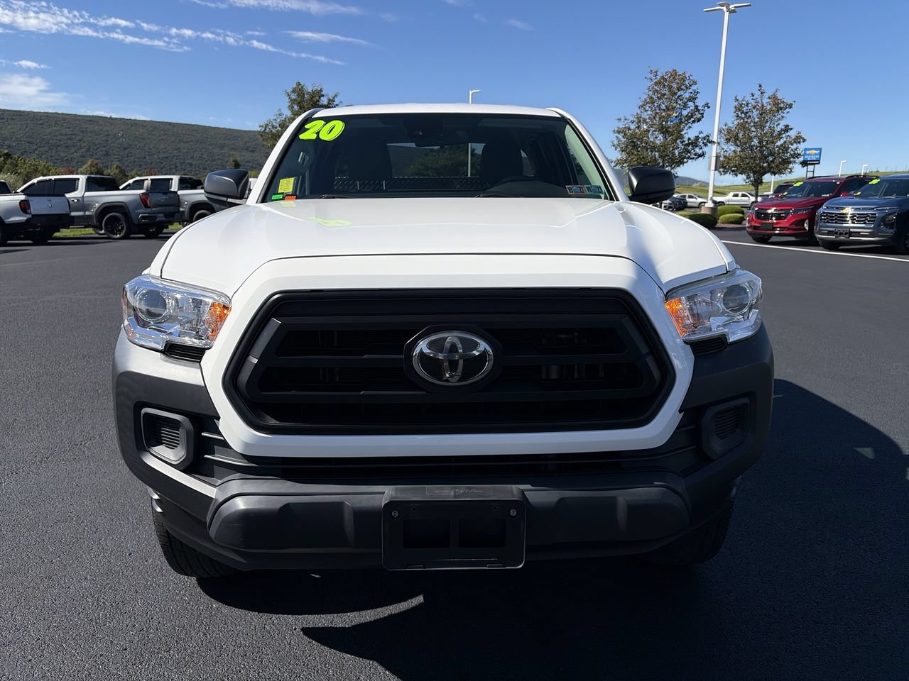 Used 2020 Toyota Tacoma SR AWD/4WD image 12