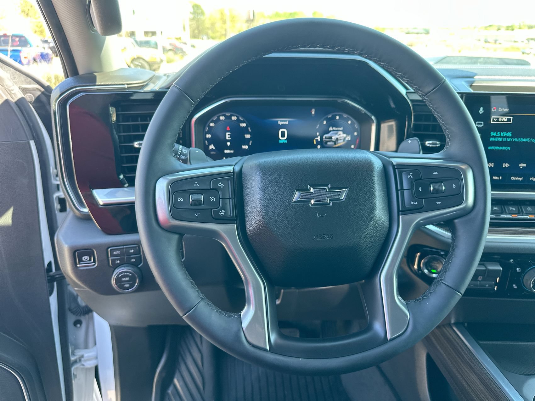 Used 2026 Chevrolet Silverado 1500 LT Trail Boss w/ LT Trail Boss Premium Package AWD/4WD image 14
