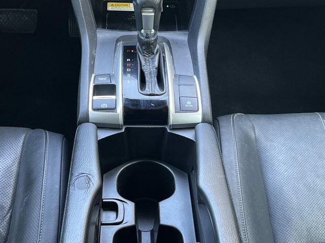 Used 2018 Honda Civic Touring image 17