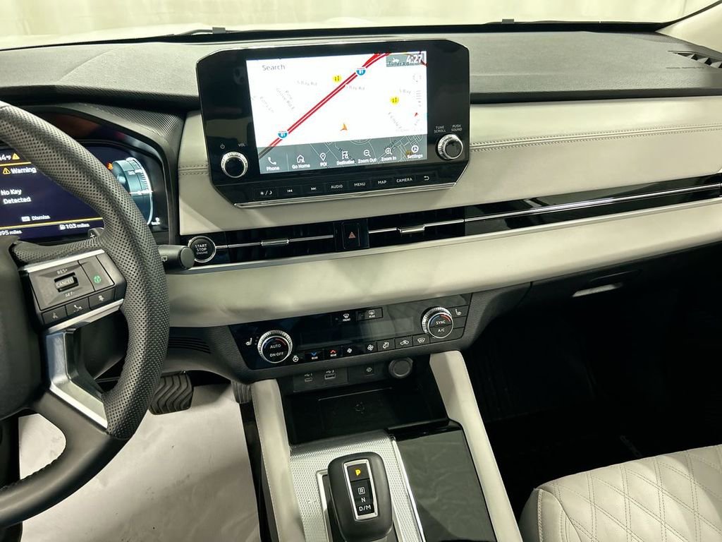 Used 2023 Mitsubishi Outlander SEL AWD/4WD image 19