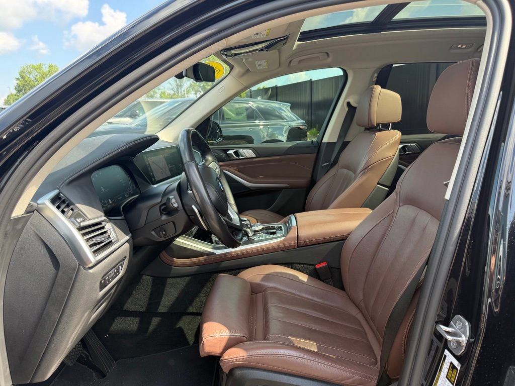 Used 2022 BMW X7 xDrive40i w/ Premium Package AWD/4WD image 28