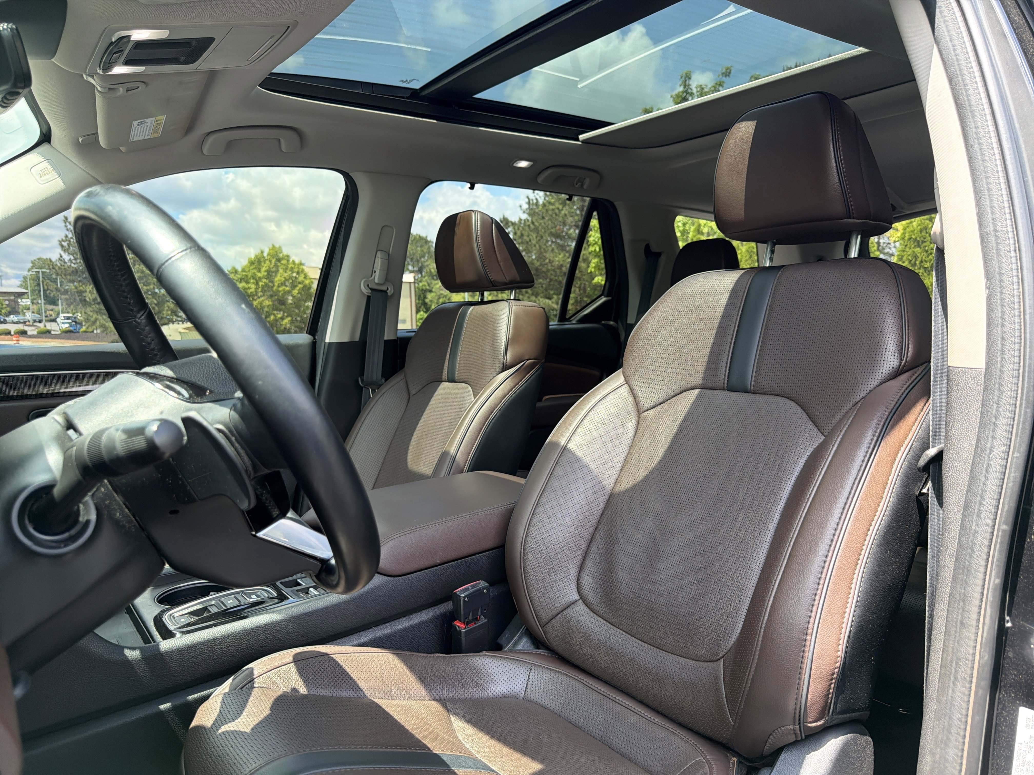 Used 2024 Honda Pilot Elite image 7