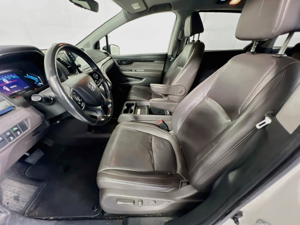 Used 2018 Honda Odyssey Elite image 12