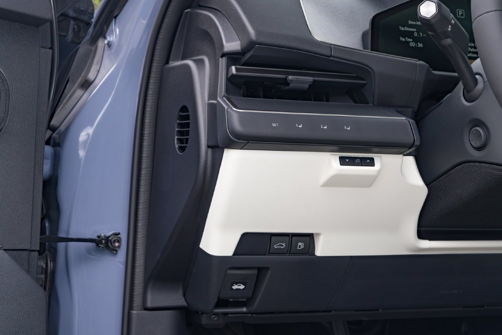New 2026 Lexus ES 350h w/ Convenience Package FWD image 29