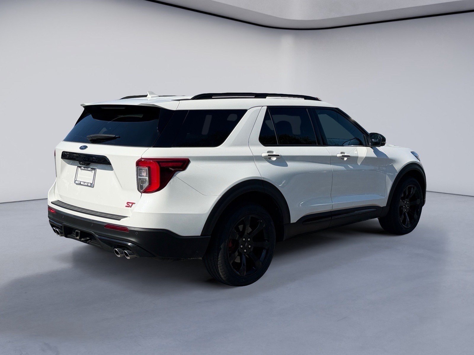 Used 2023 Ford Explorer ST w/ Equipment Group 401A AWD/4WD image 5