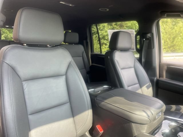 Certified 2026 Chevrolet Suburban LT w/ Comfort Package AWD/4WD image 27