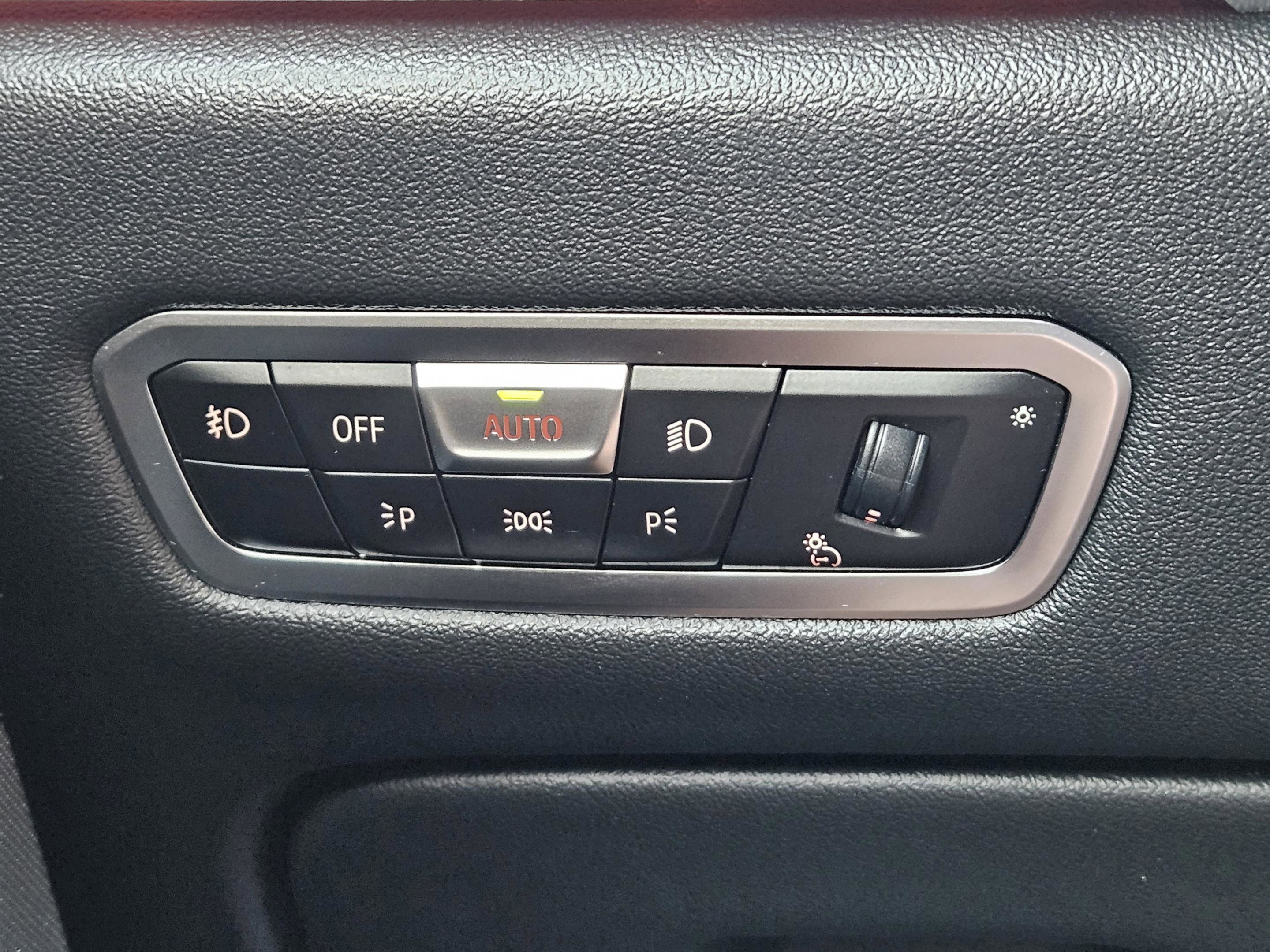 Used 2020 BMW X7 xDrive40i w/ Premium Package image 24