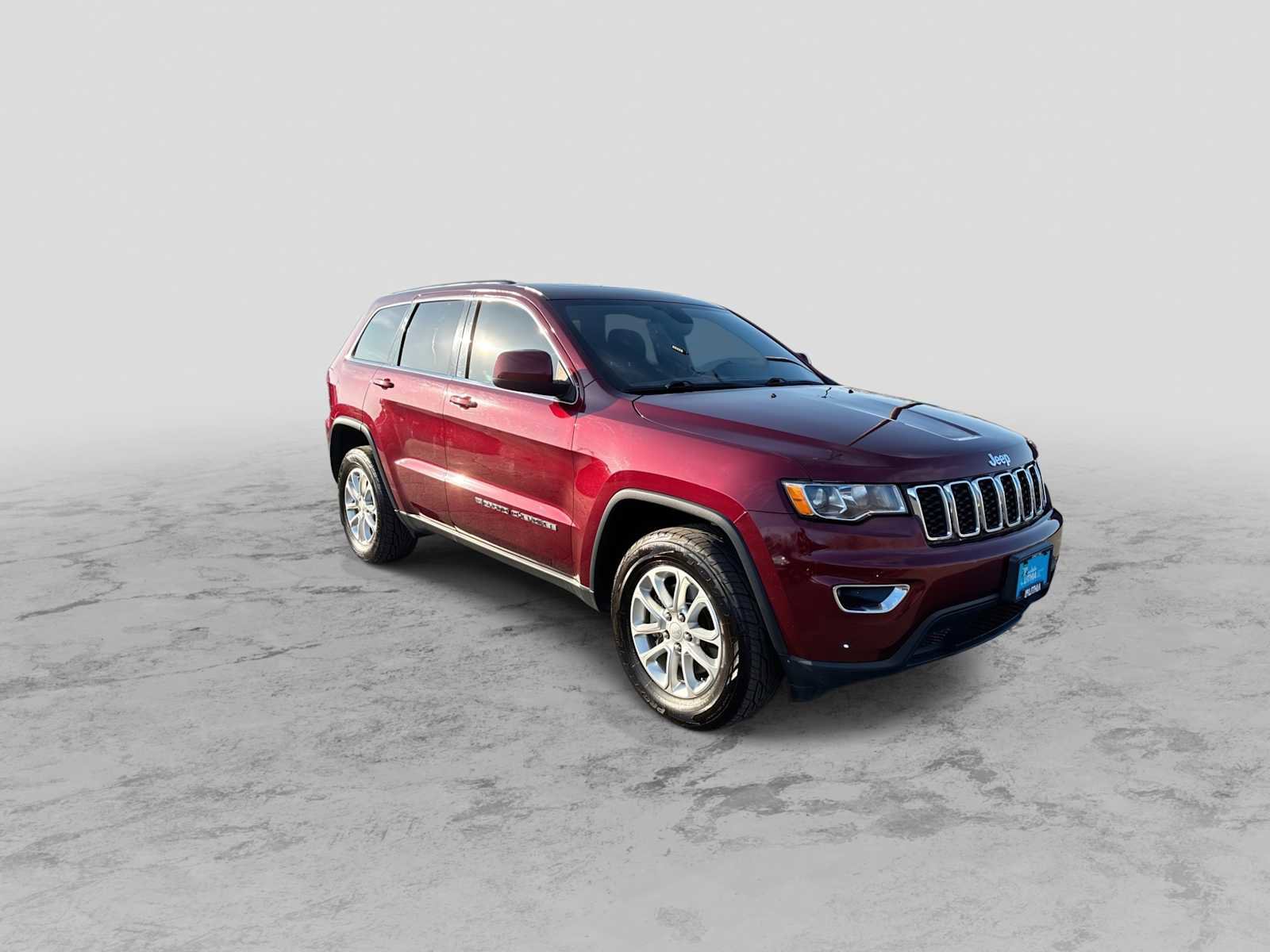 Used 2022 Jeep Grand Cherokee Laredo E AWD/4WD image 2