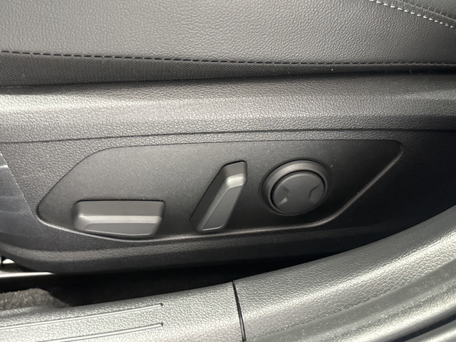 Certified 2025 Hyundai Sonata Limited FWD image 29