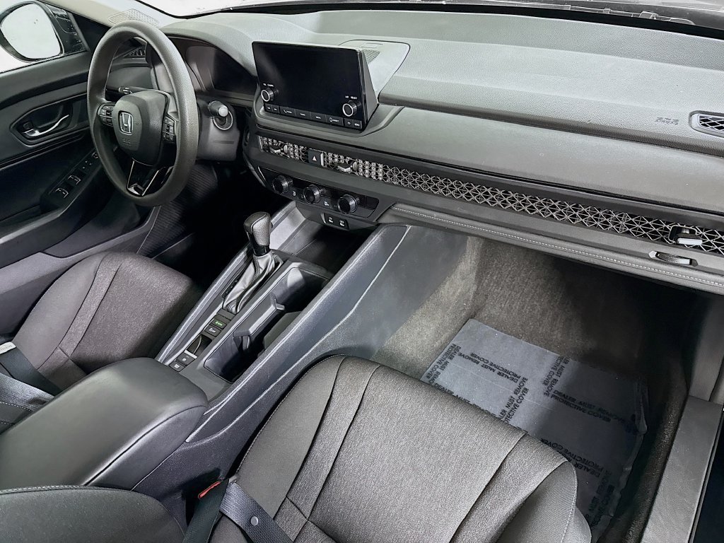 Used 2023 Honda Accord EX image 30