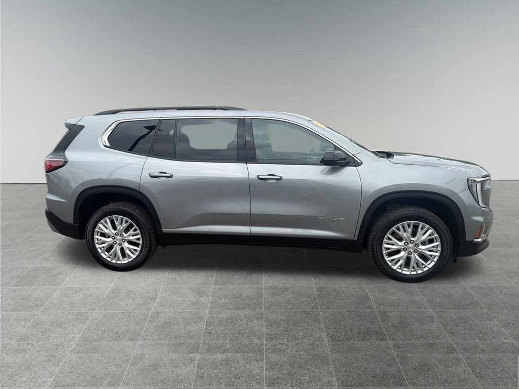 Used 2024 GMC Acadia Elevation w/ Luxury Package FWD image 7