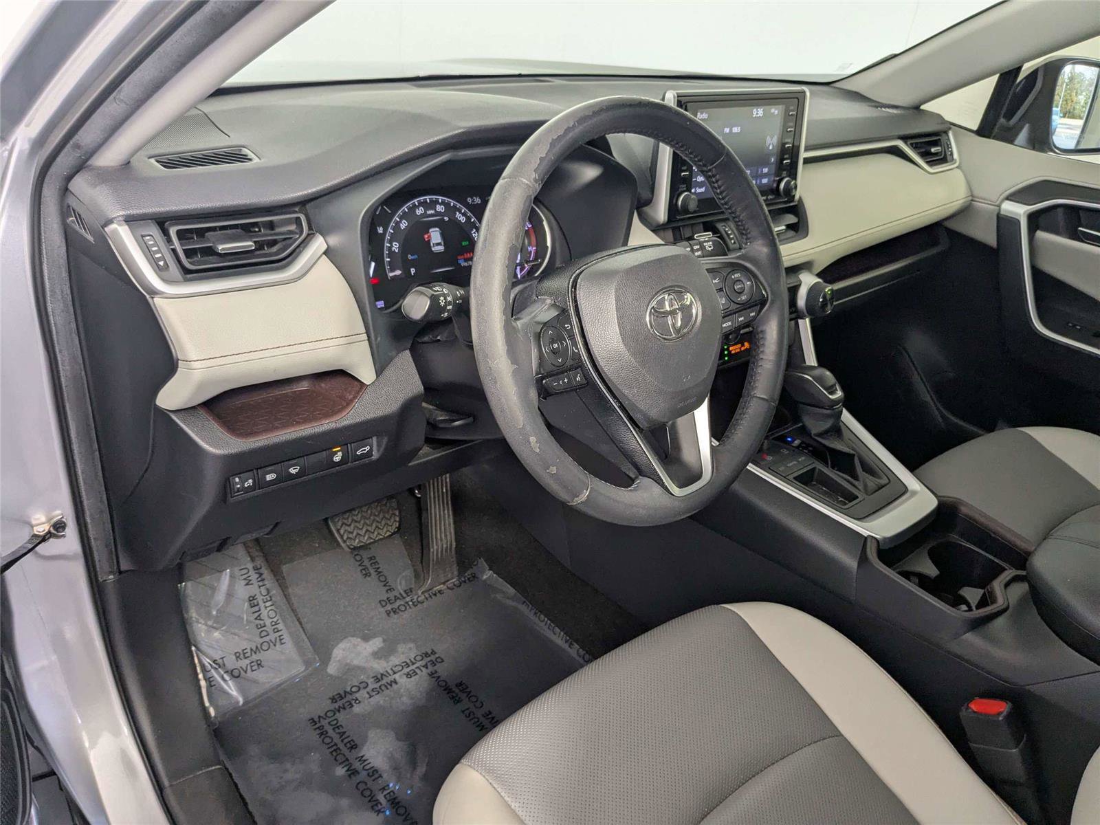 Used 2019 Toyota RAV4 Limited w/ Cold Weather Package image 21