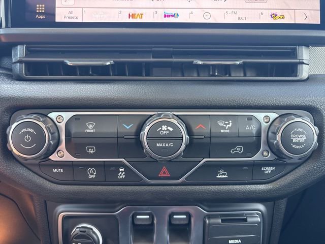 New 2026 Jeep Wrangler Sport AWD/4WD image 26