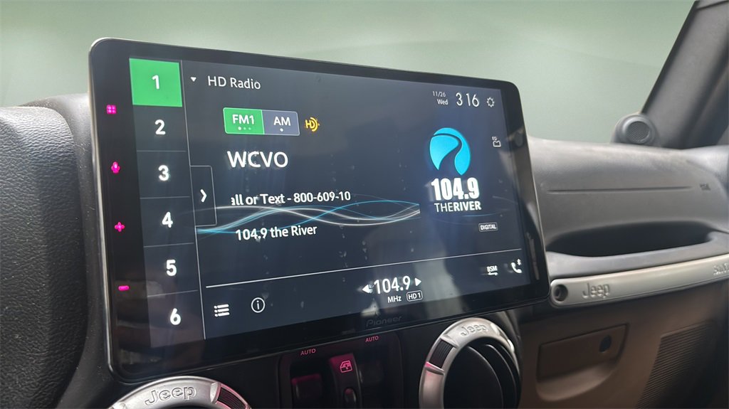 Used 2012 Jeep Wrangler Unlimited Sahara w/ Dual Top Group image 20