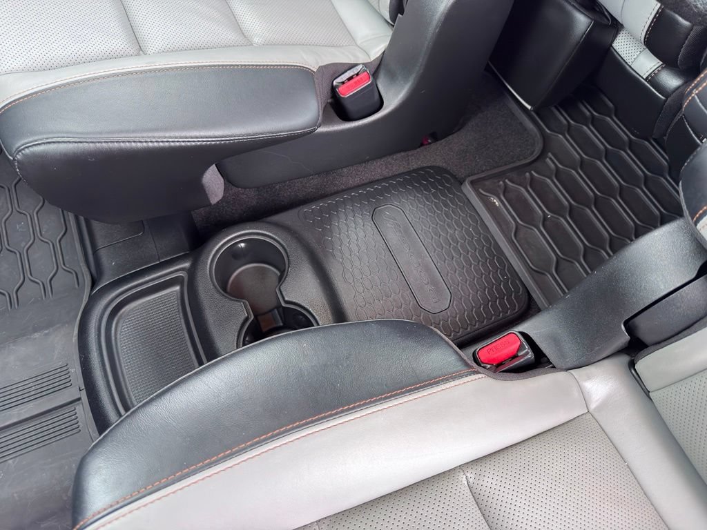 Used 2022 Dodge Durango R/T w/ Blacktop Package AWD/4WD image 33