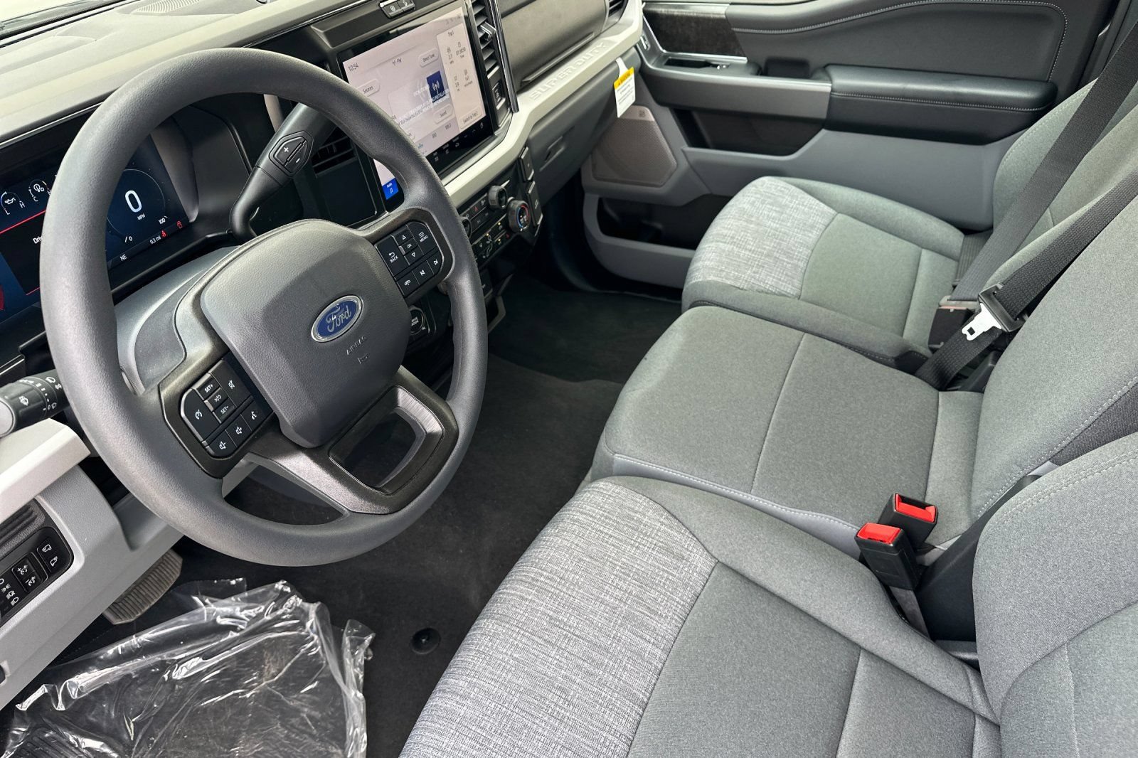 New 2026 Ford F250 XLT w/ XLT Premium Package AWD/4WD image 9