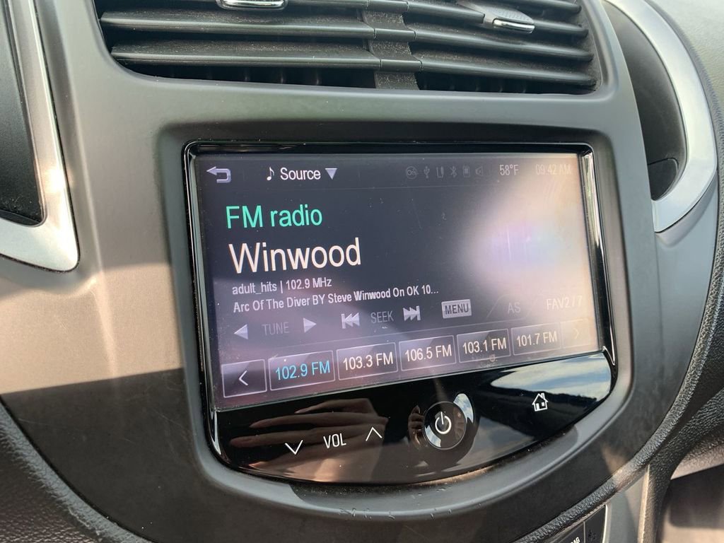 Used 2015 Chevrolet Trax LT w/ LT Plus Package image 16